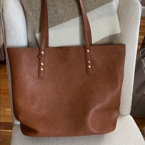 Tan tote